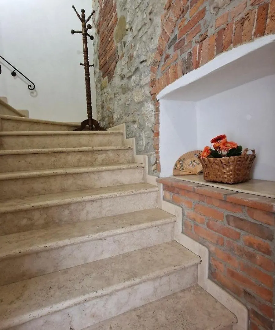 דירות לוצ'יניאנו Casa Luana איטליה